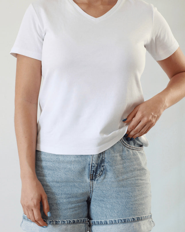 Basic t-shirt v-neck