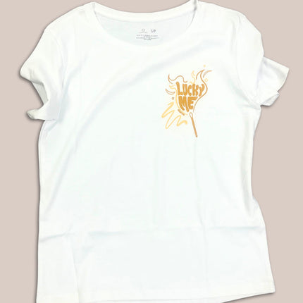 T-shirt: "Lucky Me"